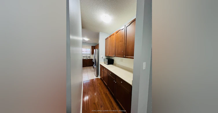 9 Shuter Lane, Brampton, ON, L6Y 5P1 - 8