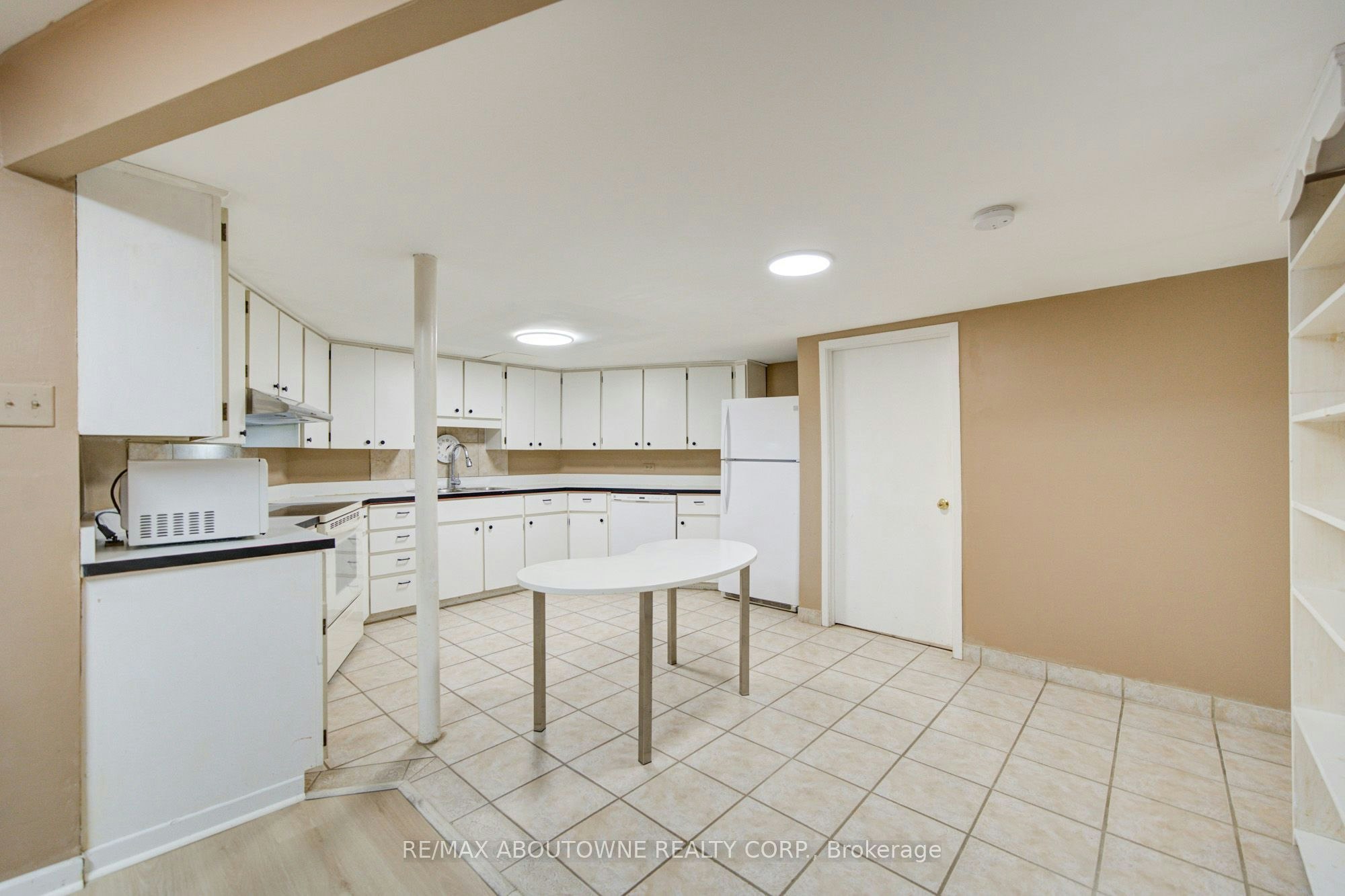 Lower-1156 Old Colony Road, Oakville, ON, L6M 1J8 - 14
