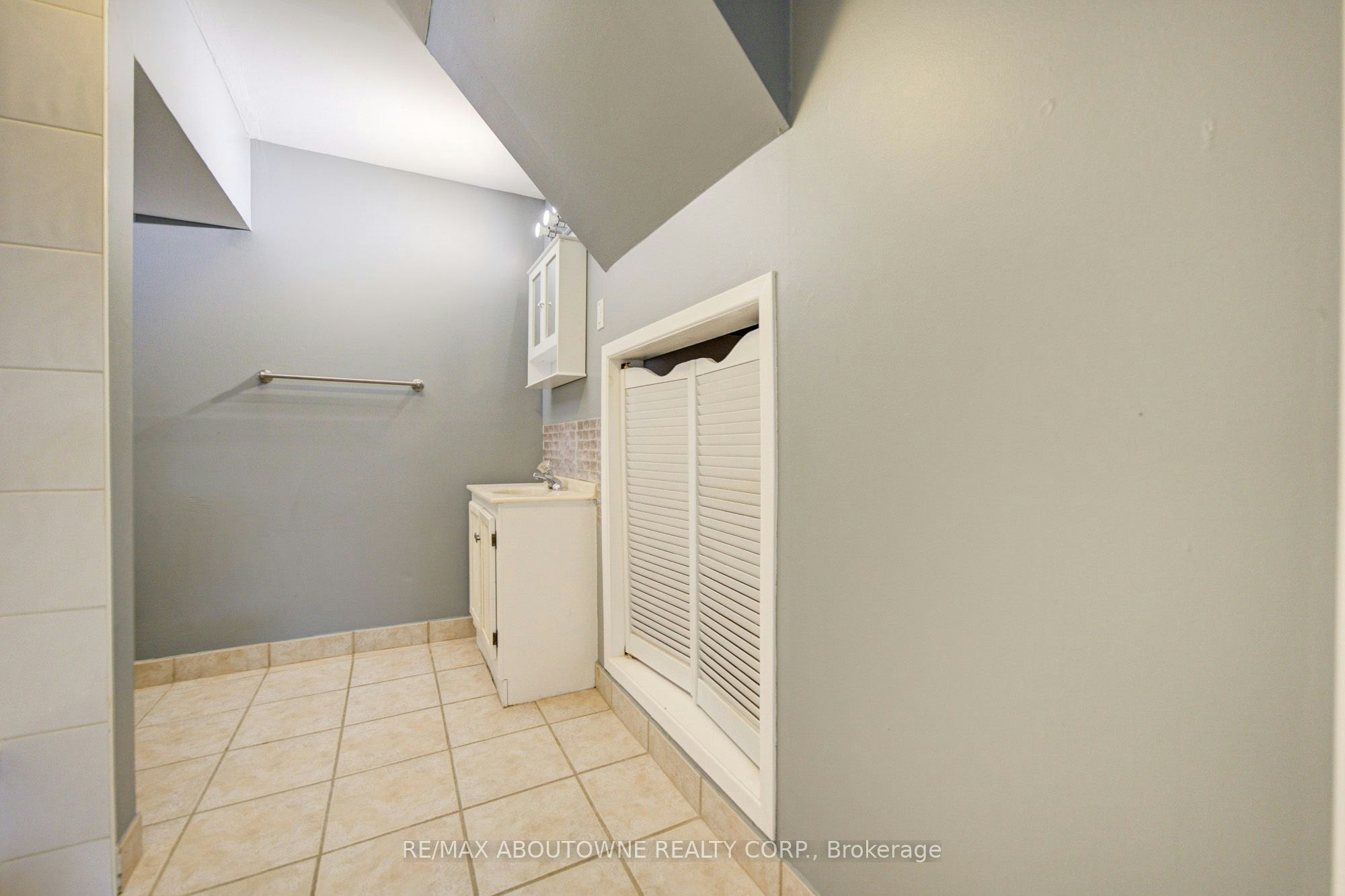 Lower-1156 Old Colony Road, Oakville, ON, L6M 1J8 - 34