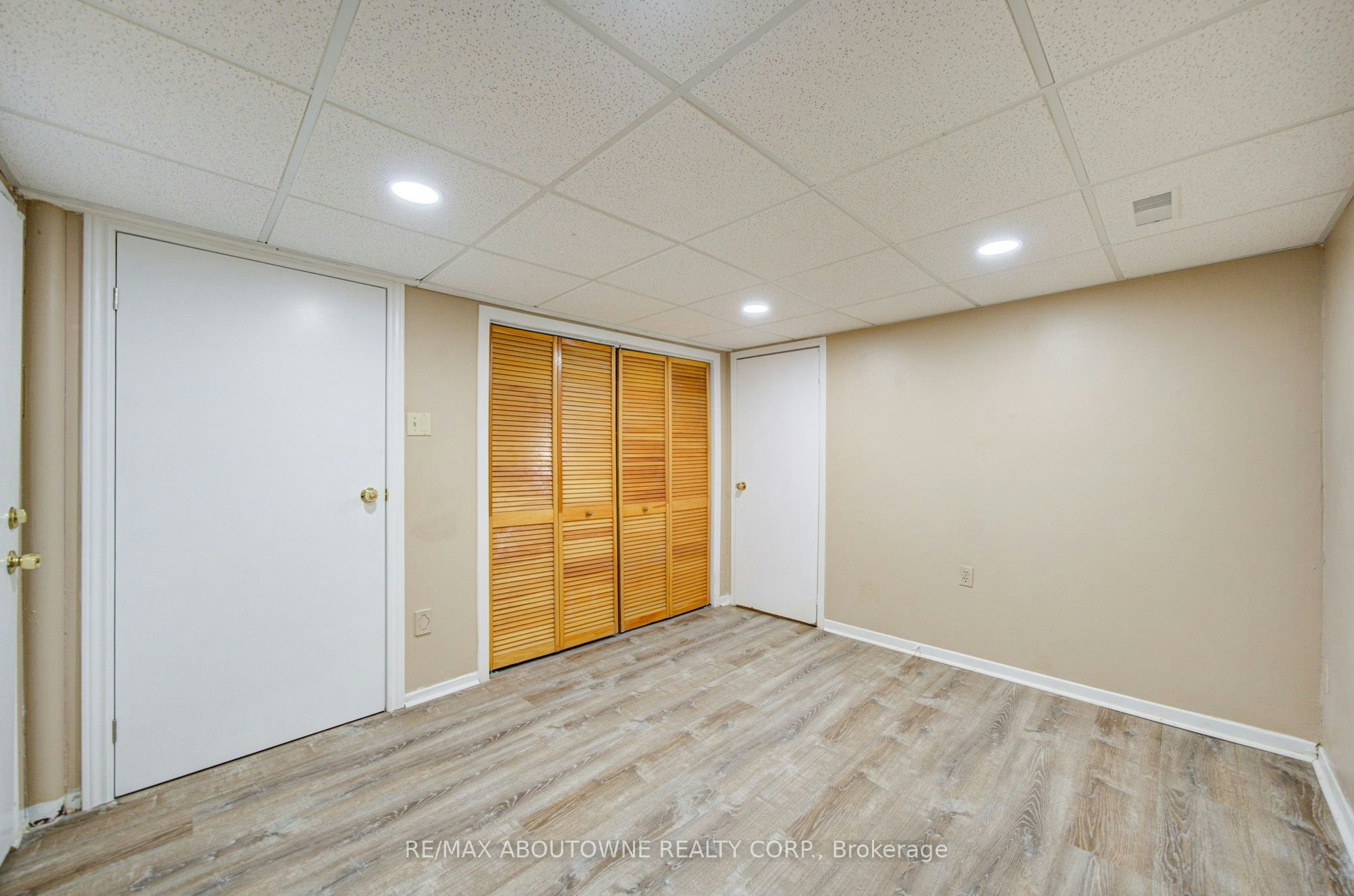 Lower-1156 Old Colony Road, Oakville, ON, L6M 1J8 - 31