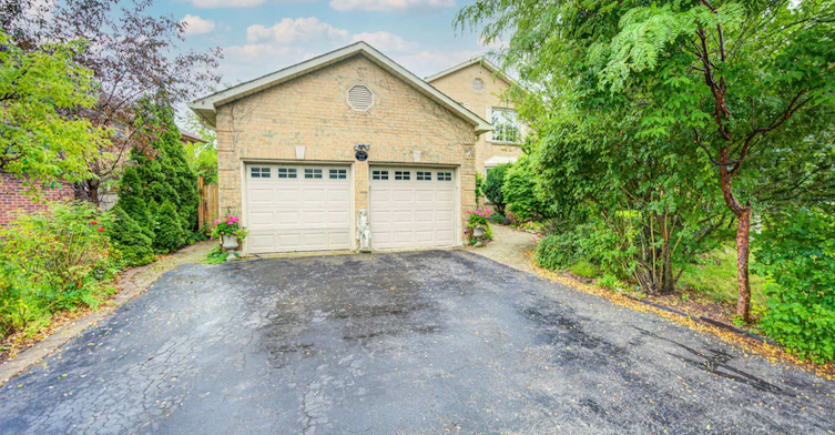 Lower-1156 Old Colony Road, Oakville, ON, L6M 1J8