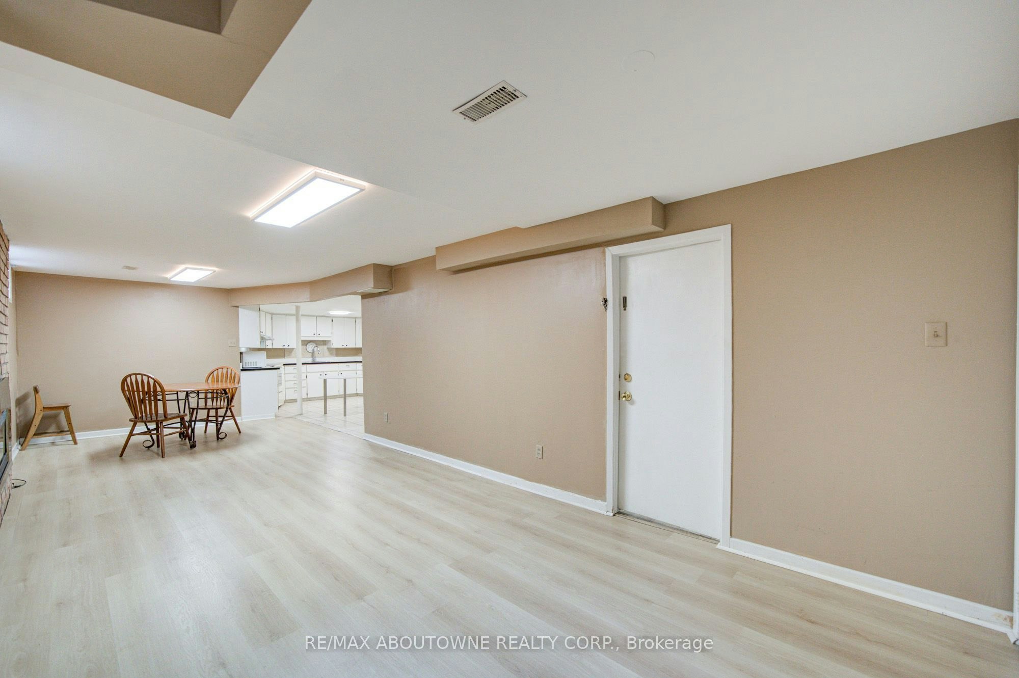 Lower-1156 Old Colony Road, Oakville, ON, L6M 1J8 - 5