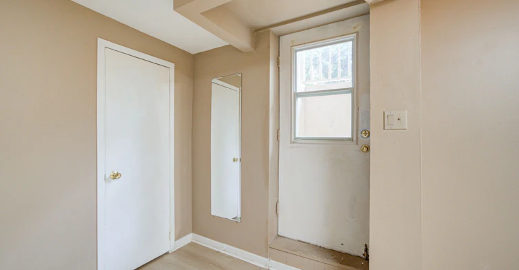 Lower-1156 Old Colony Road, Oakville, ON, L6M 1J8 - 4