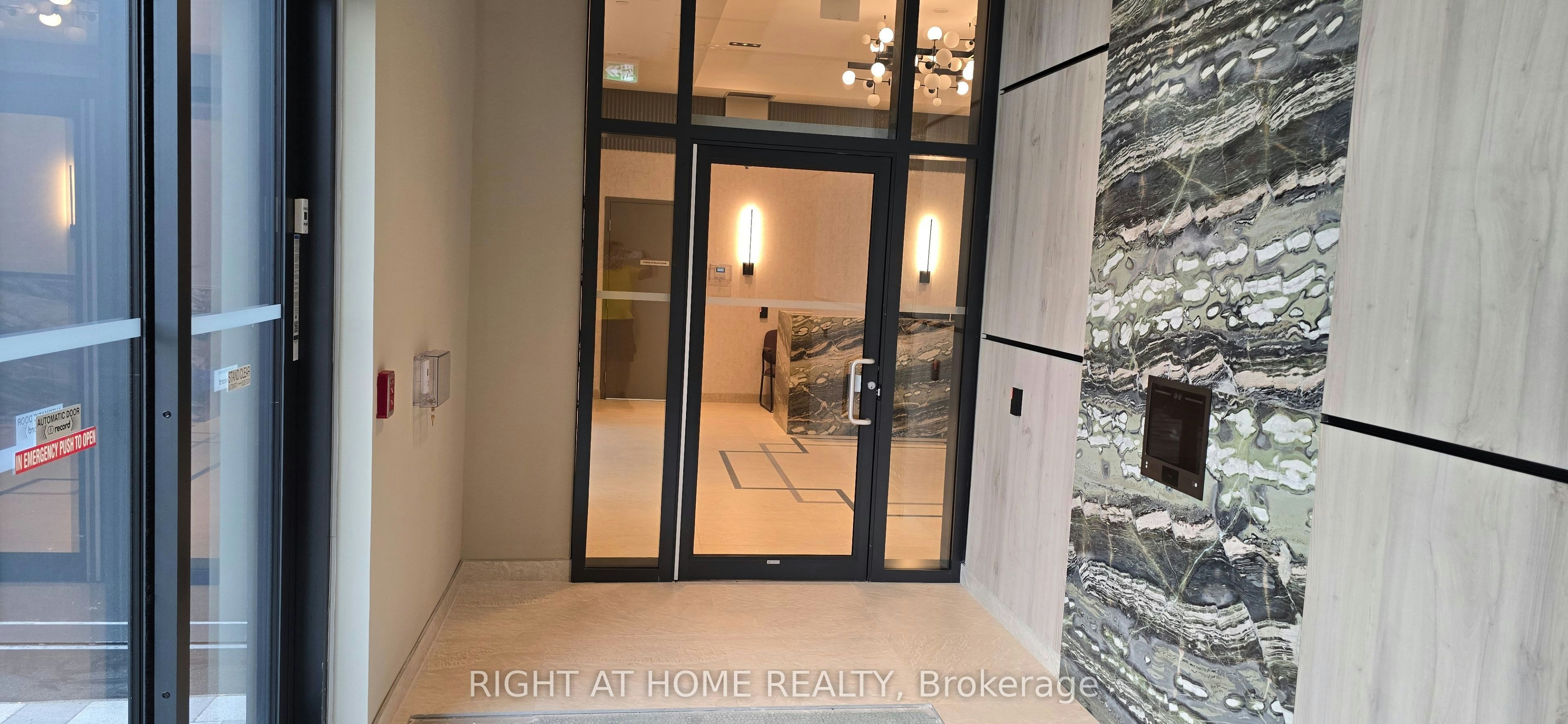 2302-15 Watergarden Drive, Mississauga, ON, L5R 0H4 - 29