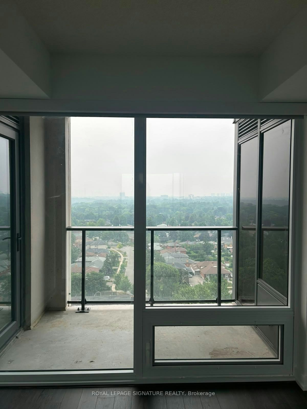 1409-4010 Eglinton Avenue W, Toronto, ON, M9A 0G5 - 11