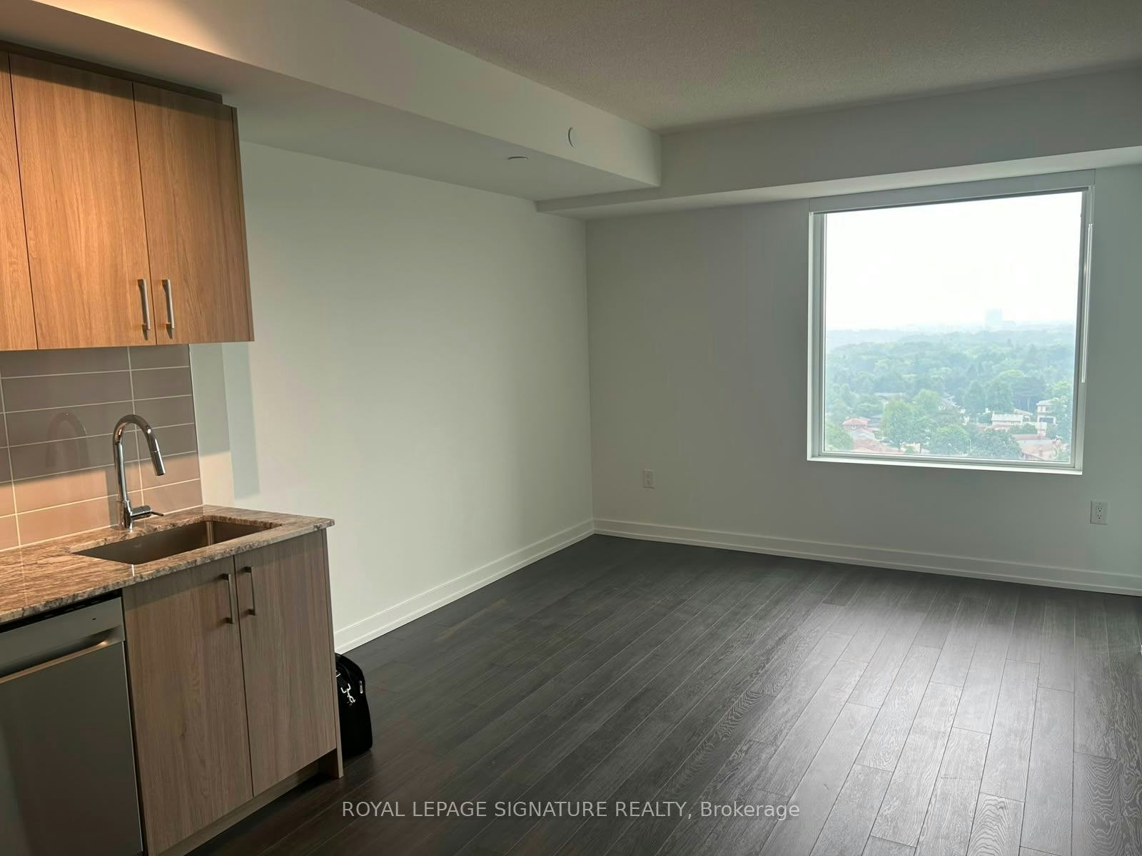 1409-4010 Eglinton Avenue W, Toronto, ON, M9A 0G5 - 6