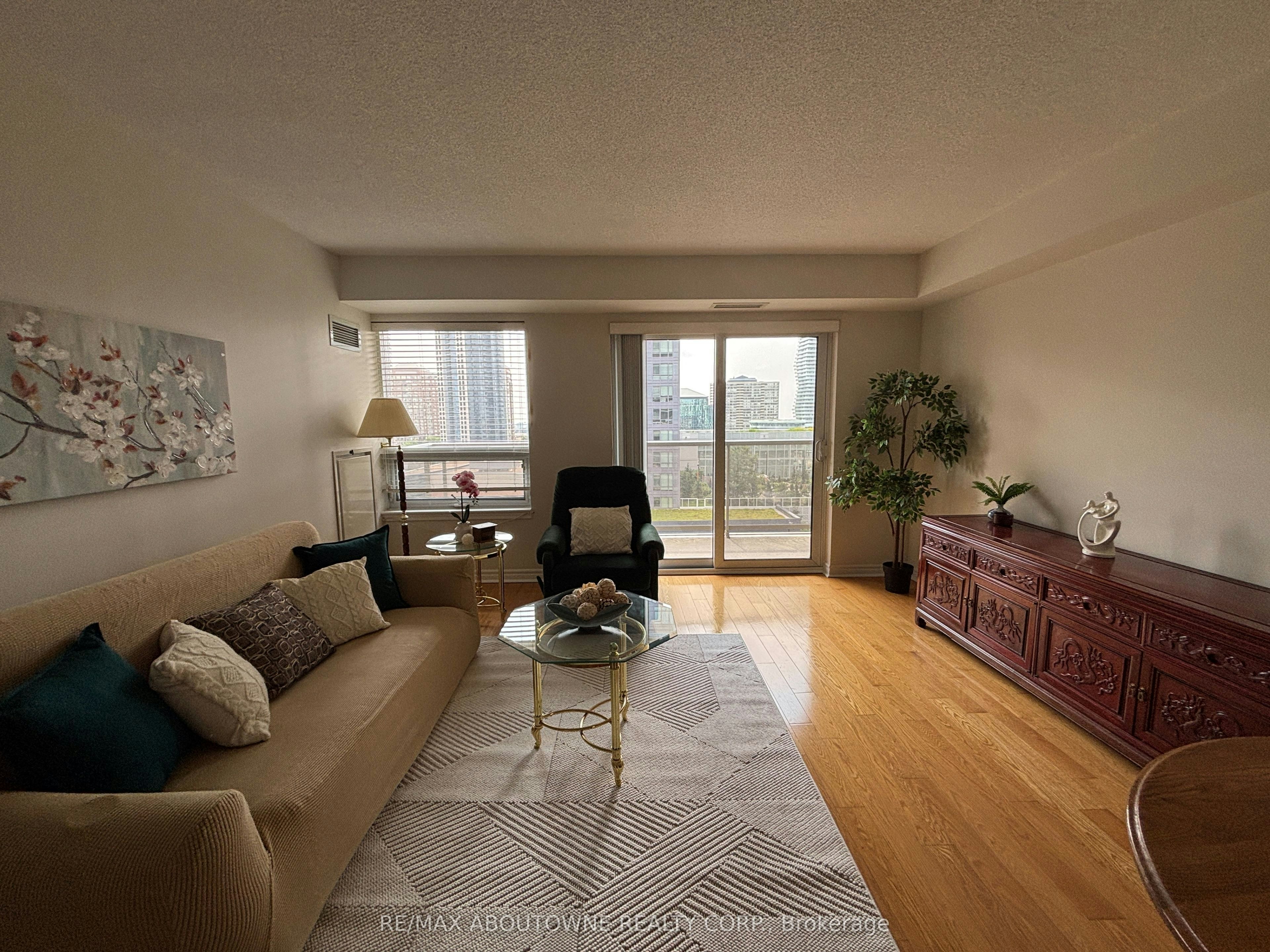 1002-350 Princess Royal Drive, Mississauga, ON, L5B 4N1 - 20