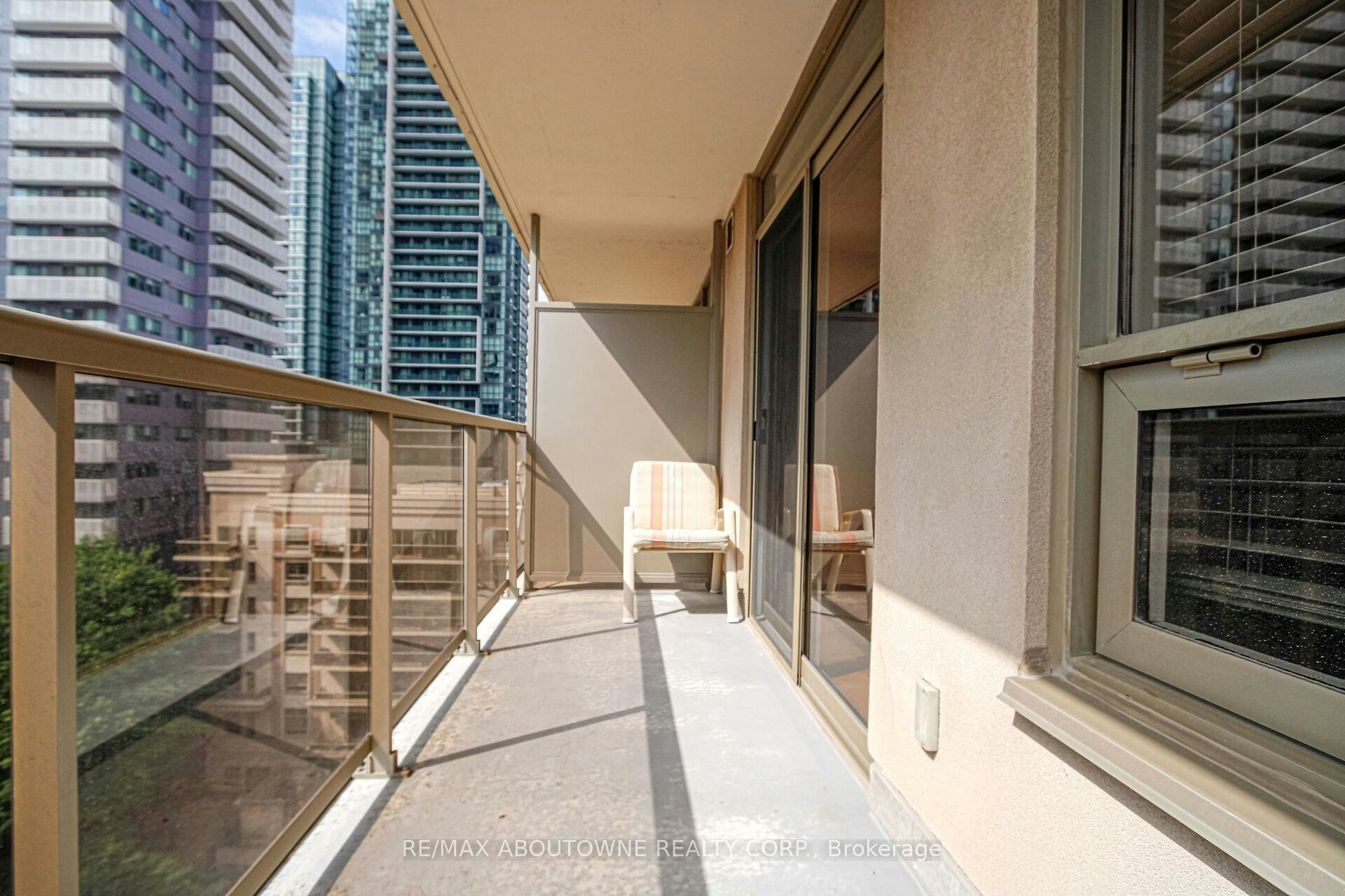 1002-350 Princess Royal Drive, Mississauga, ON, L5B 4N1 - 31