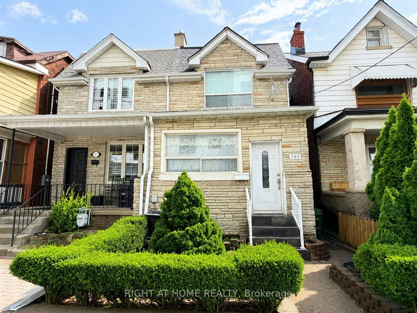 785 Lansdowne Avenue, Toronto, ON, M6H 3Z1
