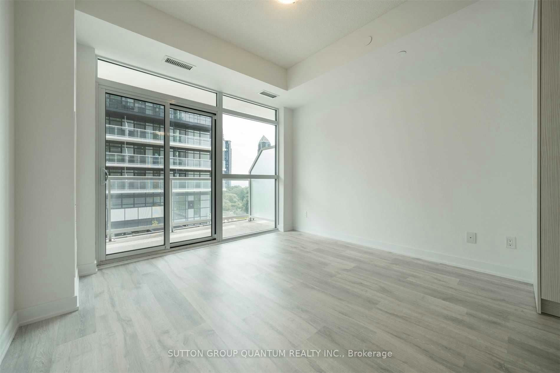 614-251 Manitoba Street, Toronto, ON, M8Y 0C7 - 4