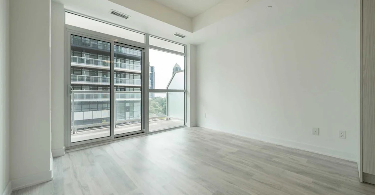 614-251 Manitoba Street, Toronto, ON, M8Y 0C7 - 4