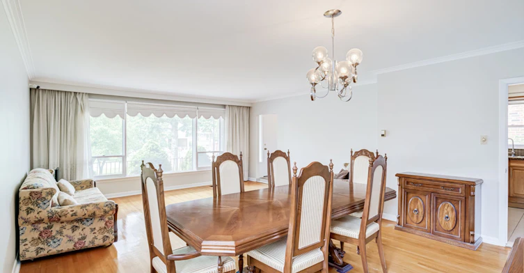 Main-5 Paramount Court, Toronto, ON, M6M 2L3 - 8