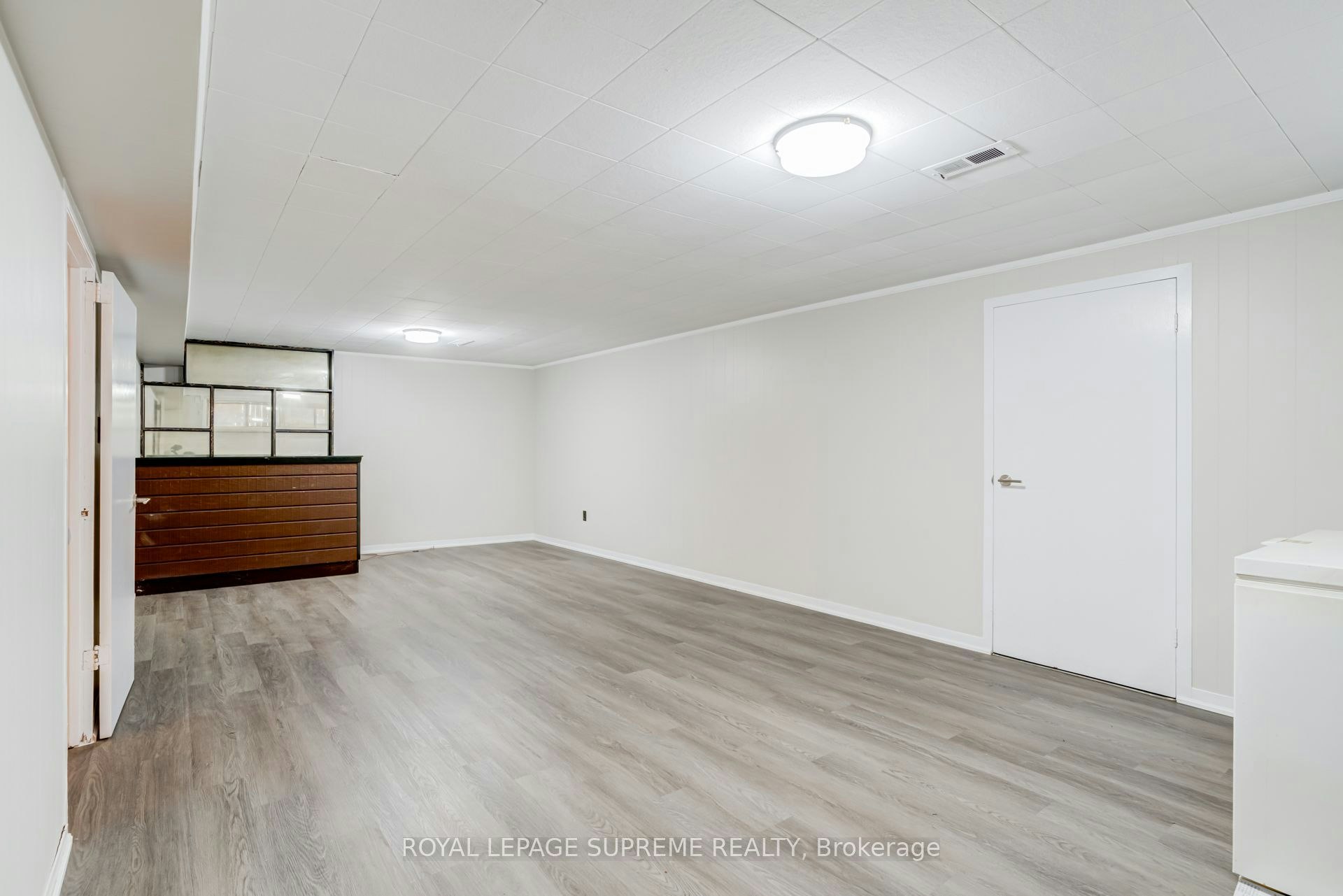 Bsmt-5 Paramount Court, Toronto, ON, M6M 2L3 - 14