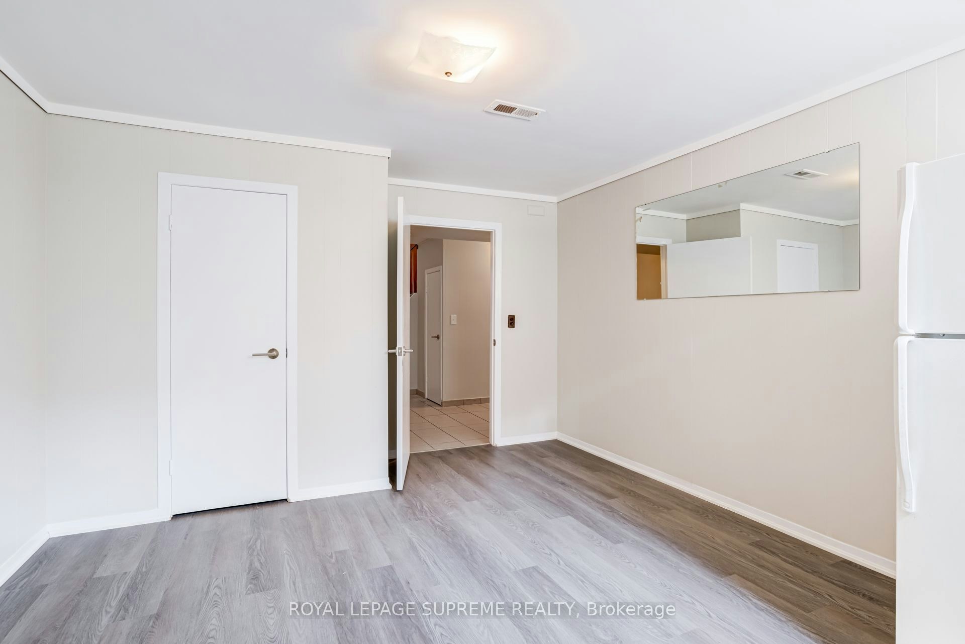 Bsmt-5 Paramount Court, Toronto, ON, M6M 2L3 - 17