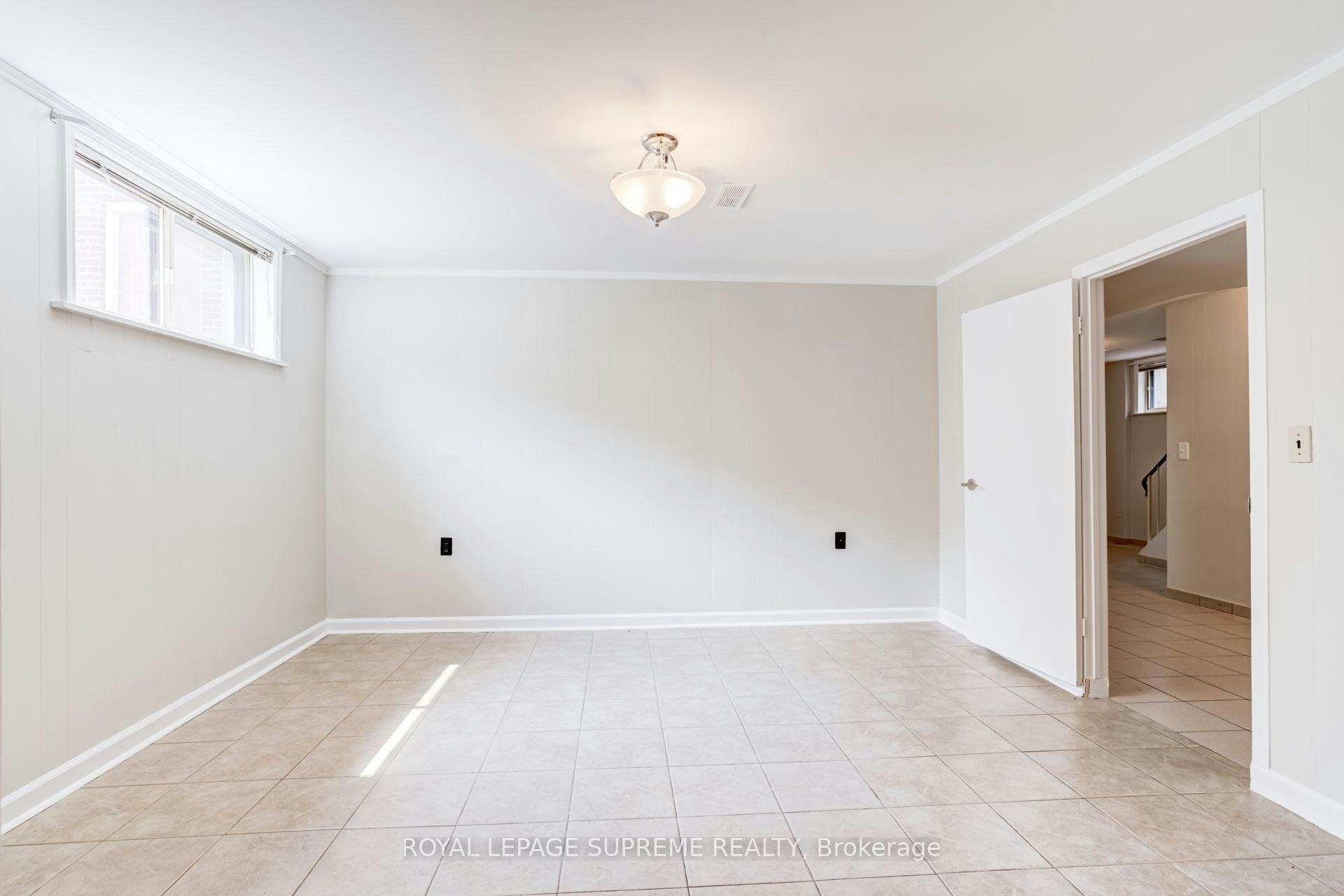 Bsmt-5 Paramount Court, Toronto, ON, M6M 2L3 - 9
