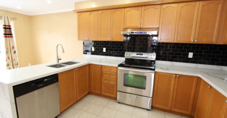 14 Thornbush Boulevard, Brampton, ON, L7A 0K5 - 8
