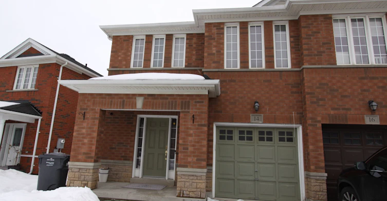 14 Thornbush Boulevard, Brampton, ON, L7A 0K5 - 2