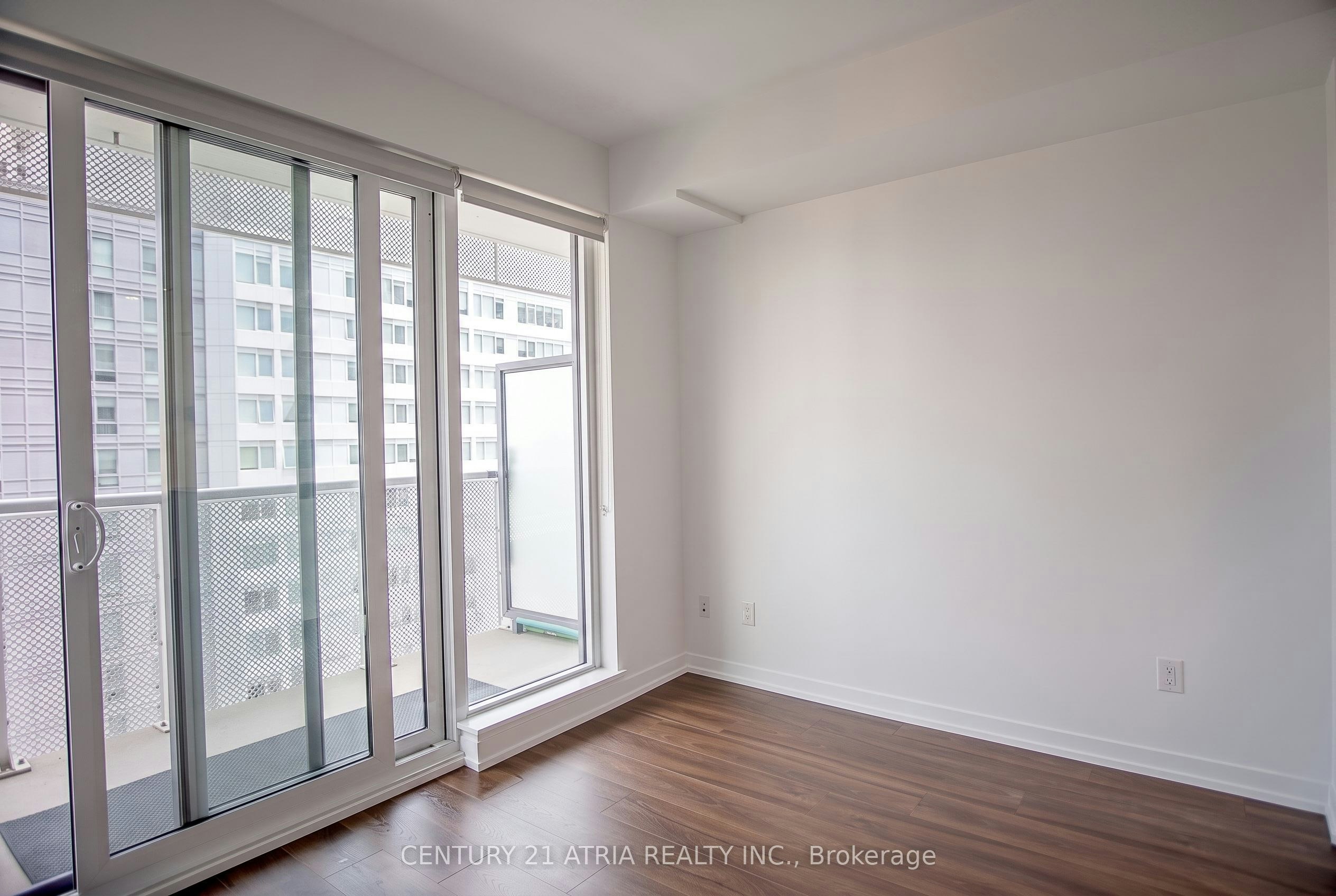 1405-4065 Confederation Parkway, Mississauga, ON, L5B 0L4 - 2