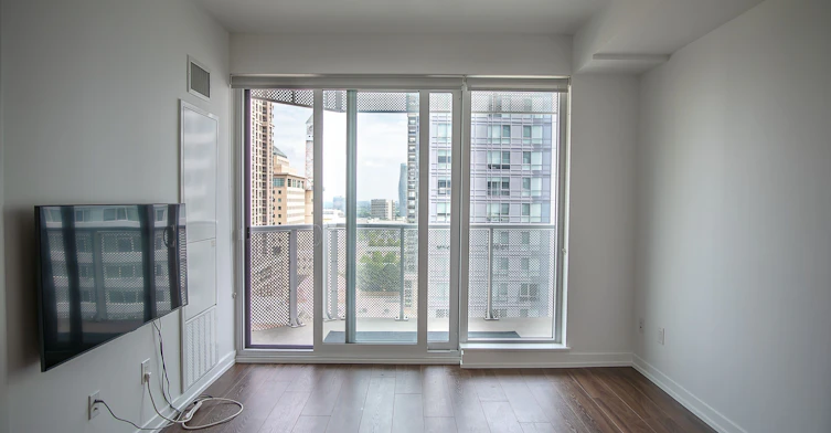 1405-4065 Confederation Parkway, Mississauga, ON, L5B 0L4 - 3