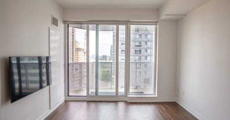 1405-4065 Confederation Parkway, Mississauga, ON, L5B 0L4 - 4