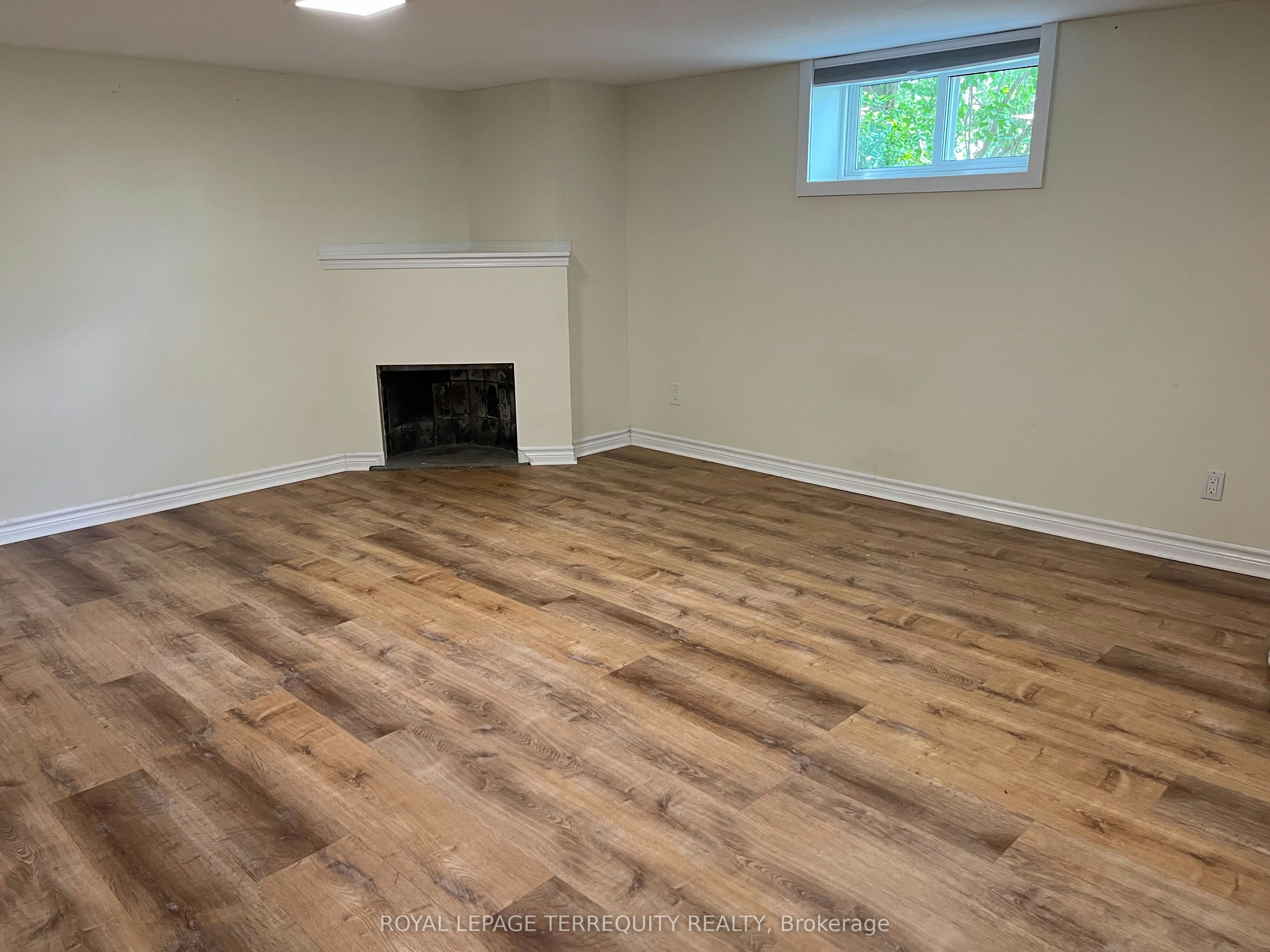 25 Halford Avenue, Toronto, ON, M6S 4G1 - 14