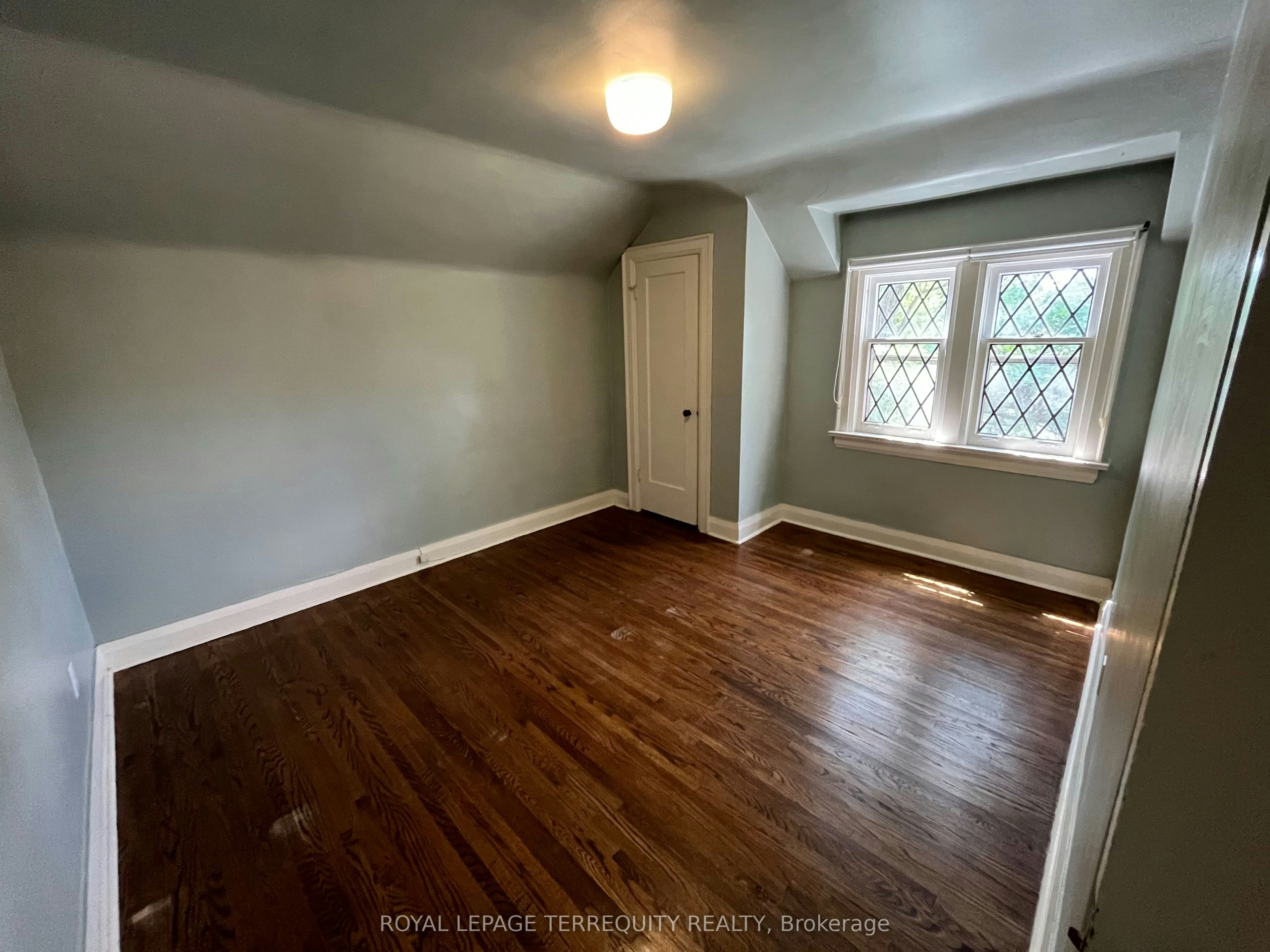 25 Halford Avenue, Toronto, ON, M6S 4G1 - 12