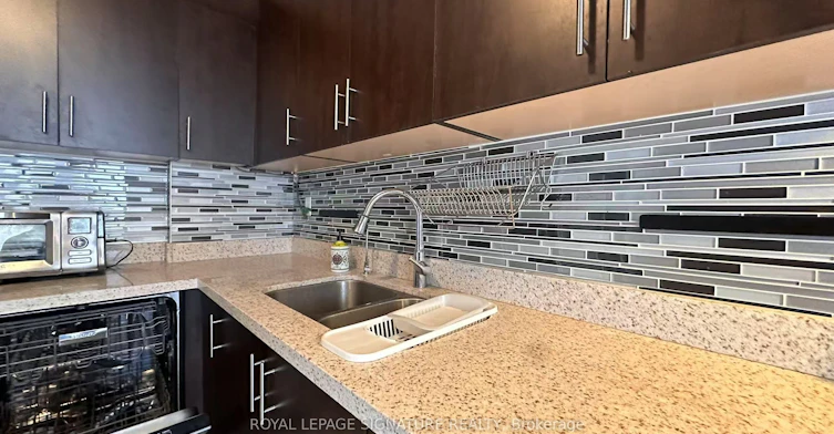 109-2121 Roche Court, Mississauga, ON, L5K 2C7 - 6