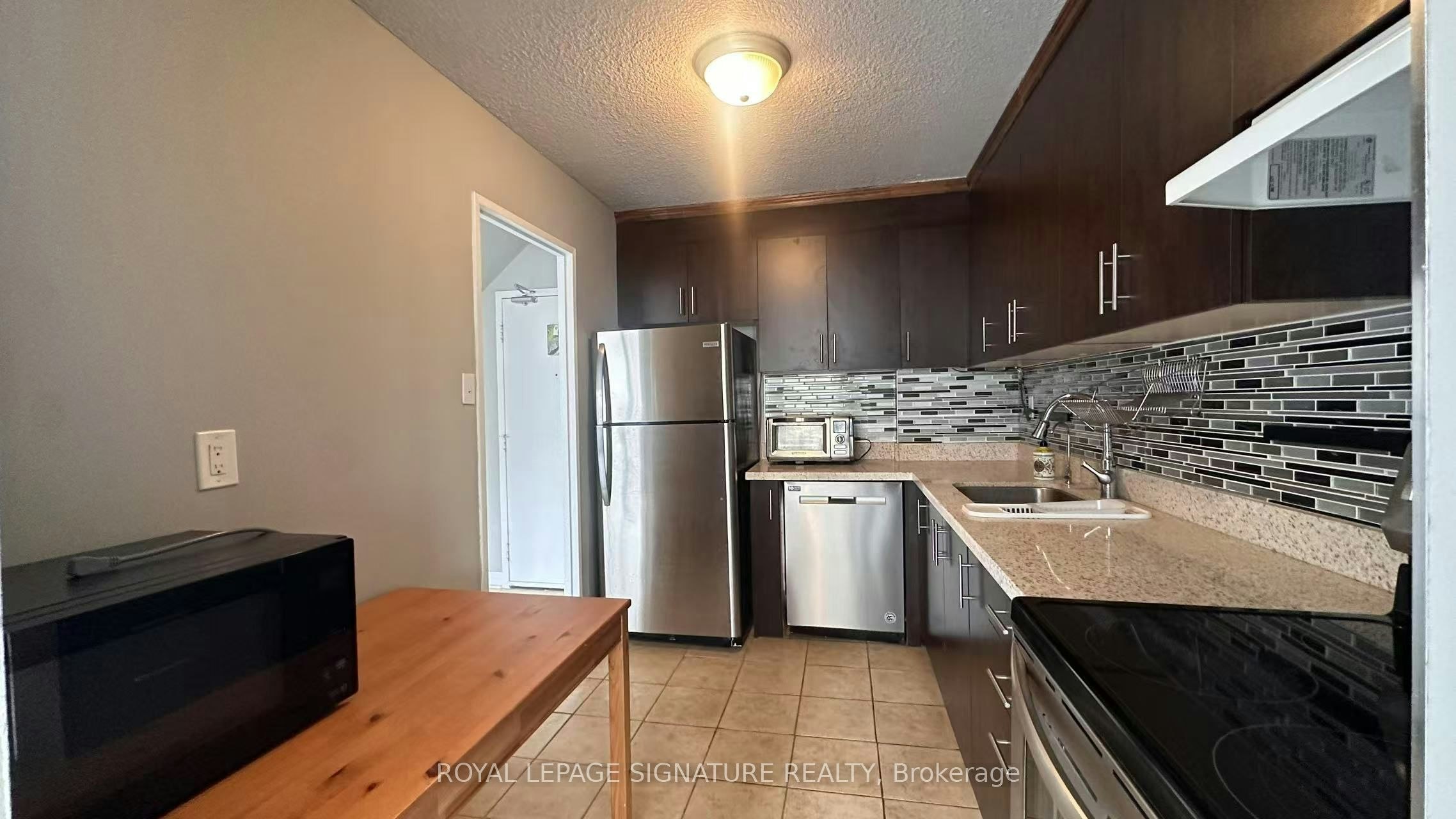 109-2121 Roche Court, Mississauga, ON, L5K 2C7 - 5