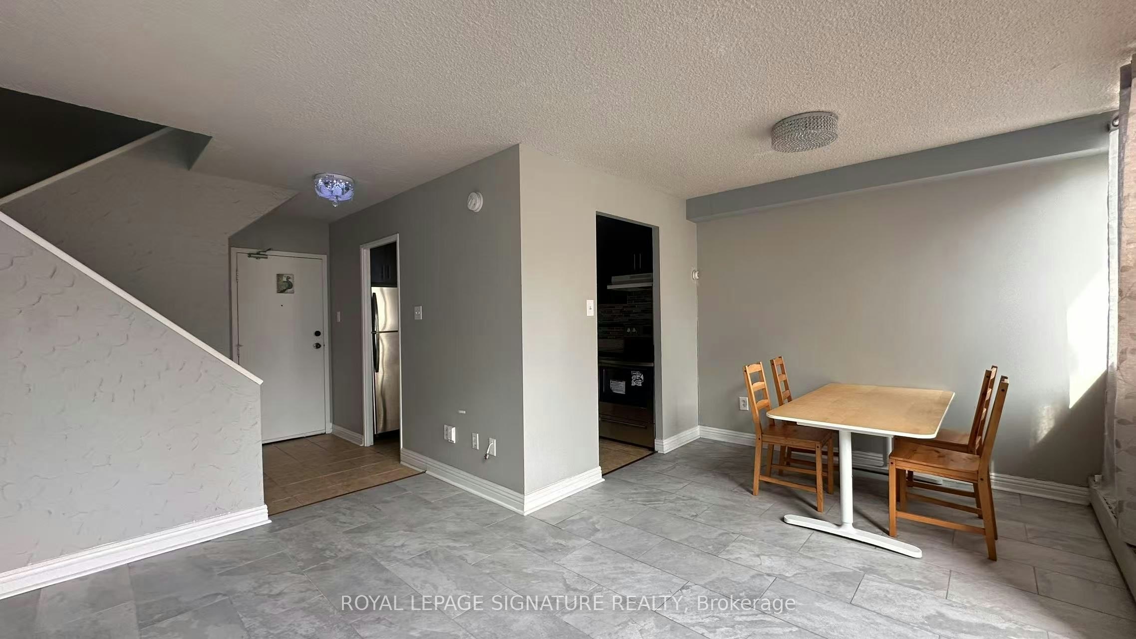 109-2121 Roche Court, Mississauga, ON, L5K 2C7 - 8