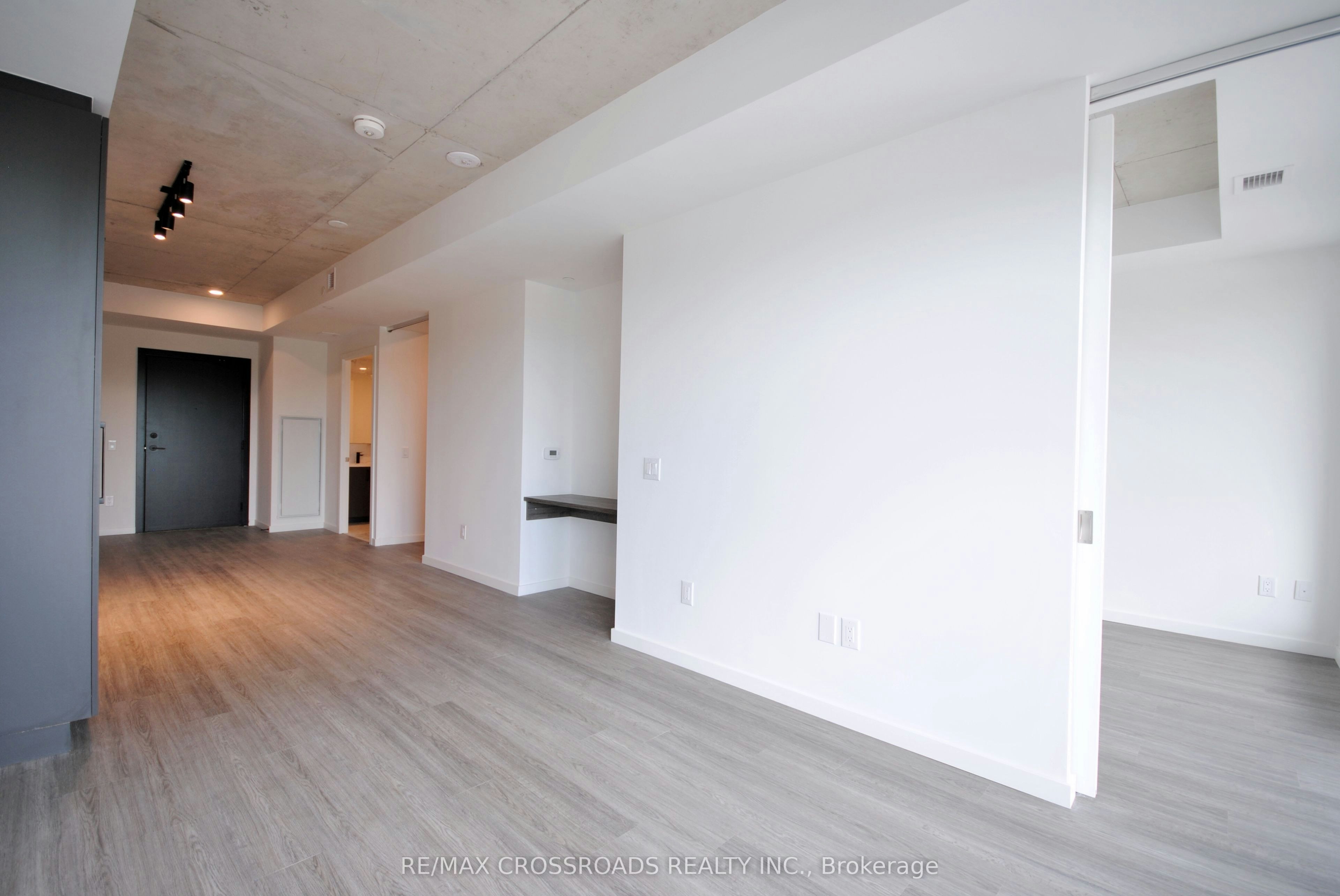 516-689 The Queensway Drive, Toronto, ON, M8Y 1L1 - 12