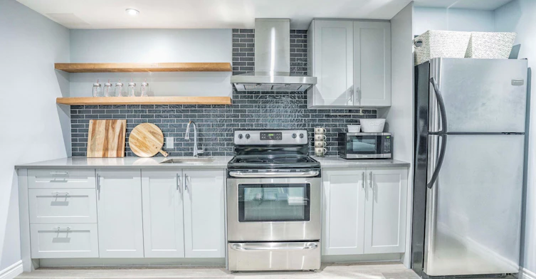 Lower-4 Purdy Crescent, Toronto, ON, M9N 3X8 - 17