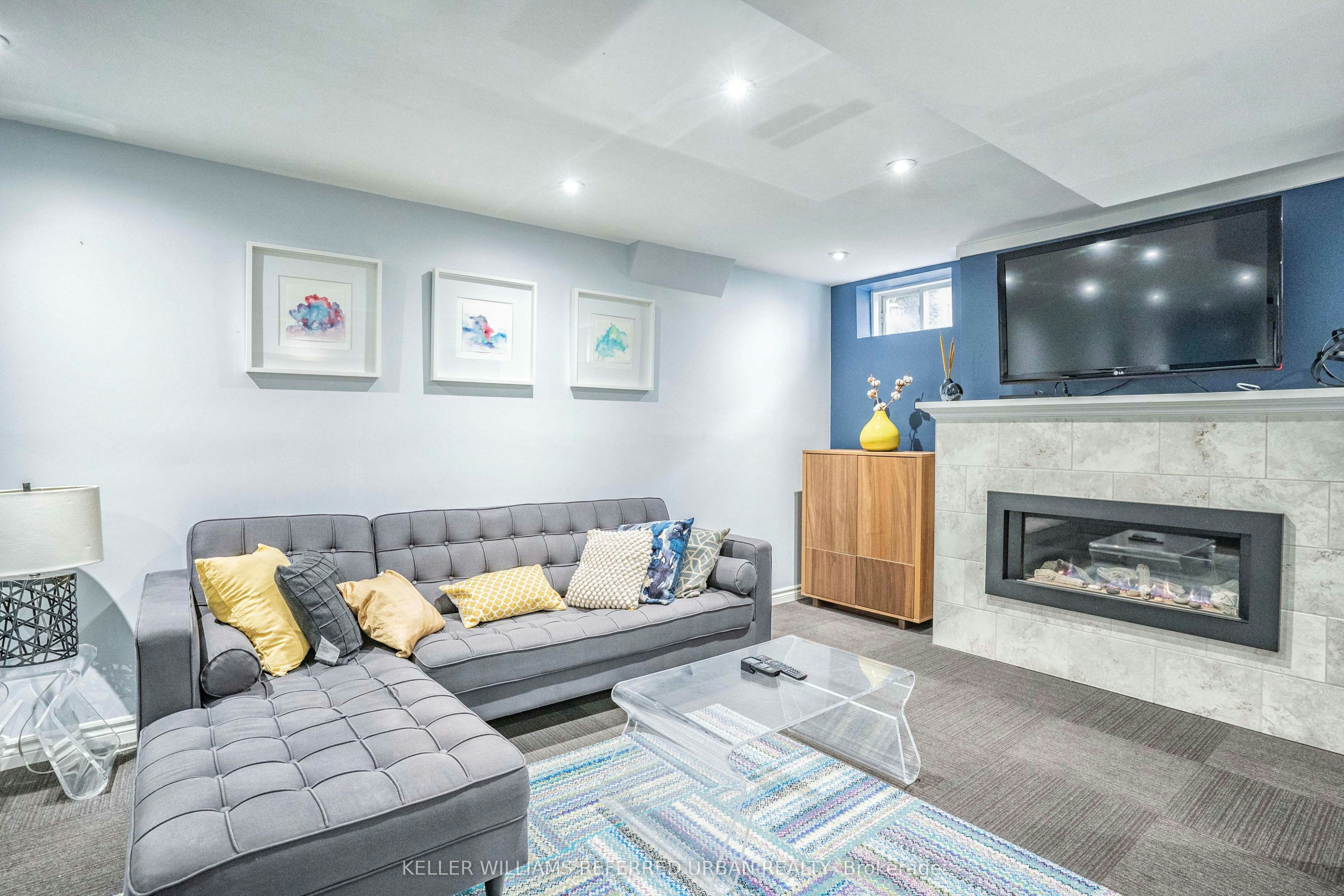 Lower-4 Purdy Crescent, Toronto, ON, M9N 3X8 - 11