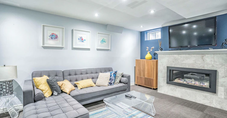 Lower-4 Purdy Crescent, Toronto, ON, M9N 3X8 - 11
