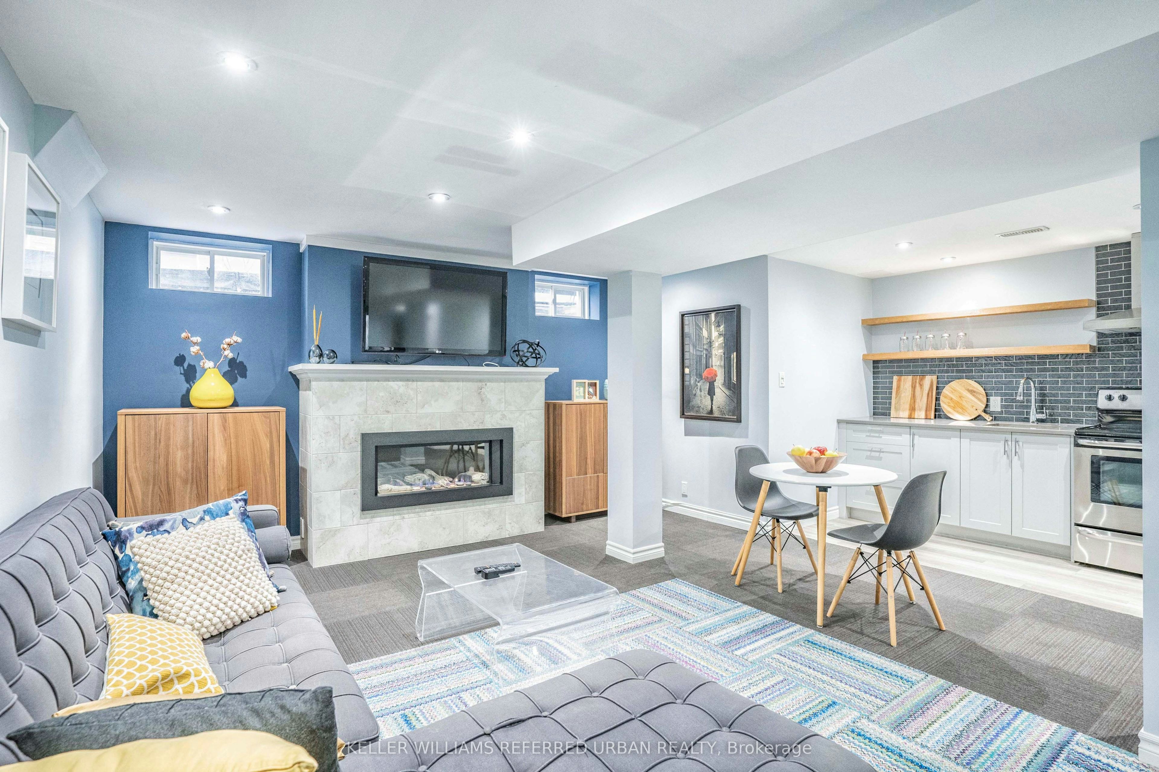 Lower-4 Purdy Crescent, Toronto, ON, M9N 3X8 - 9