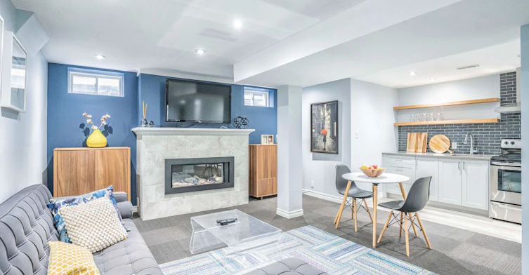 Lower-4 Purdy Crescent, Toronto, ON, M9N 3X8 - 9