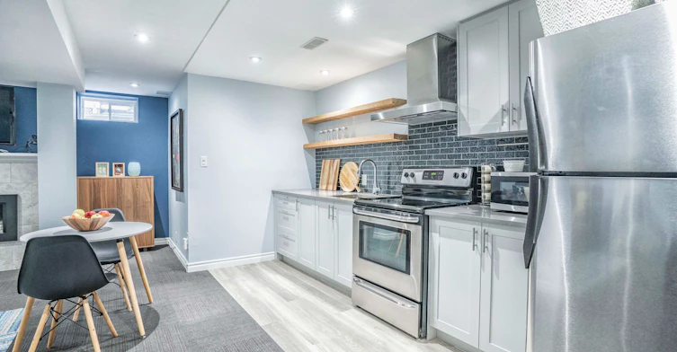 Lower-4 Purdy Crescent, Toronto, ON, M9N 3X8 - 18