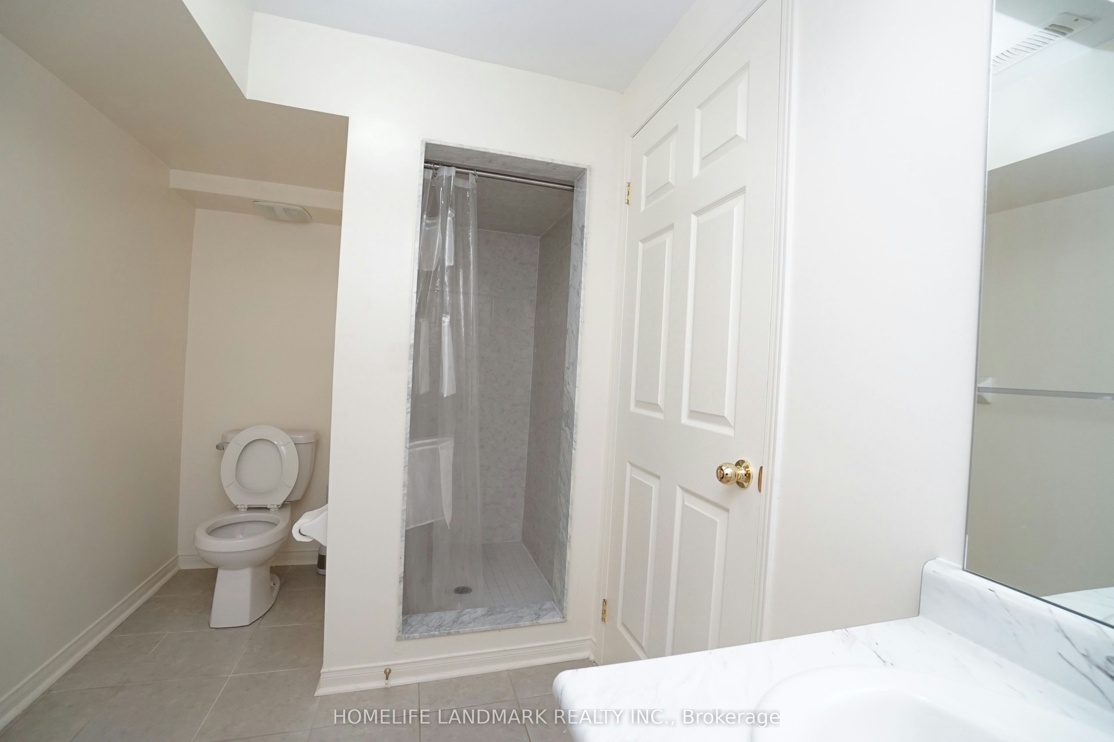 43 Odoardo Di Santo Circle, Toronto, ON, M3L 0G4 - 36