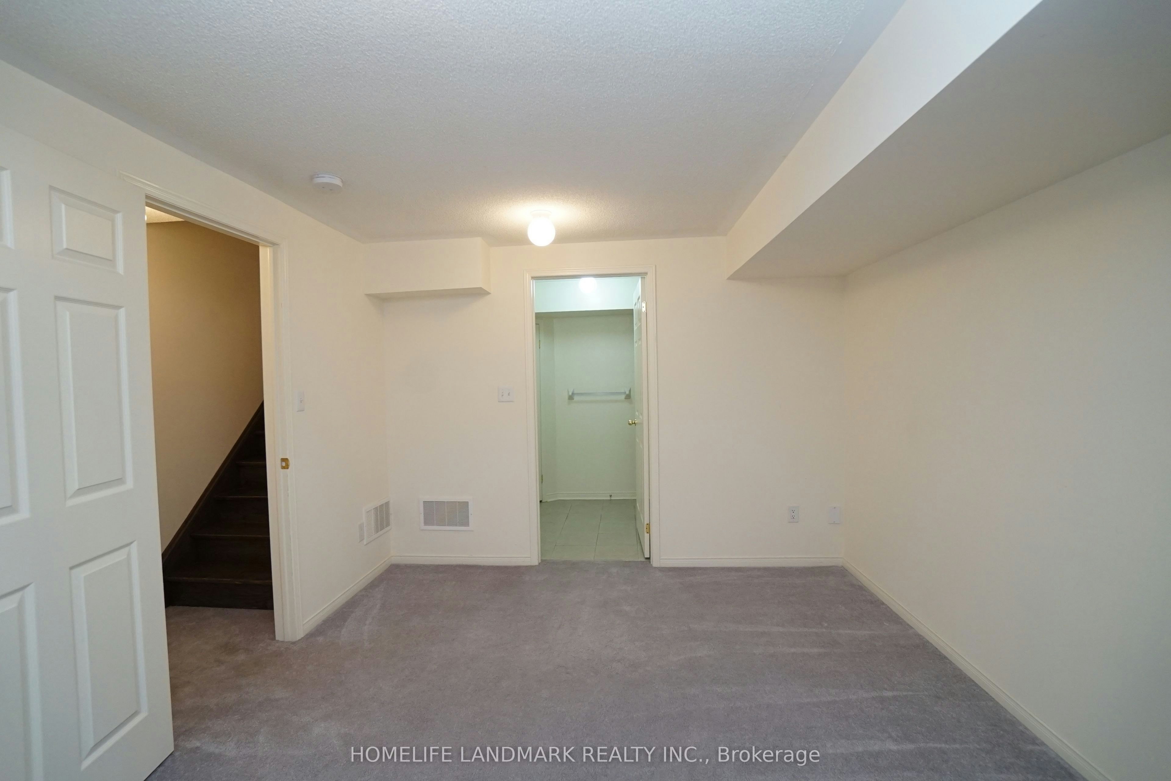 43 Odoardo Di Santo Circle, Toronto, ON, M3L 0G4 - 33