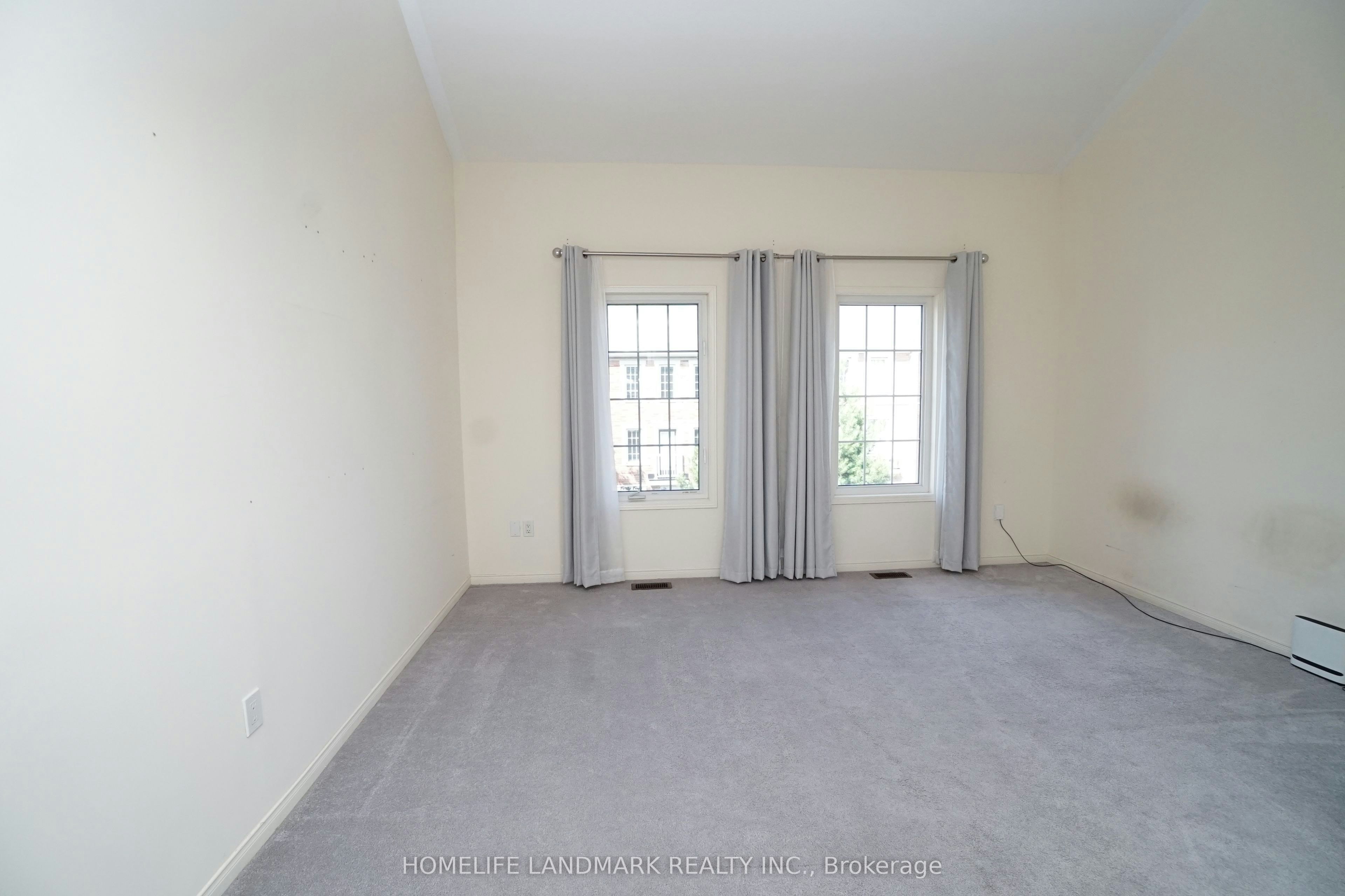 43 Odoardo Di Santo Circle, Toronto, ON, M3L 0G4 - 23