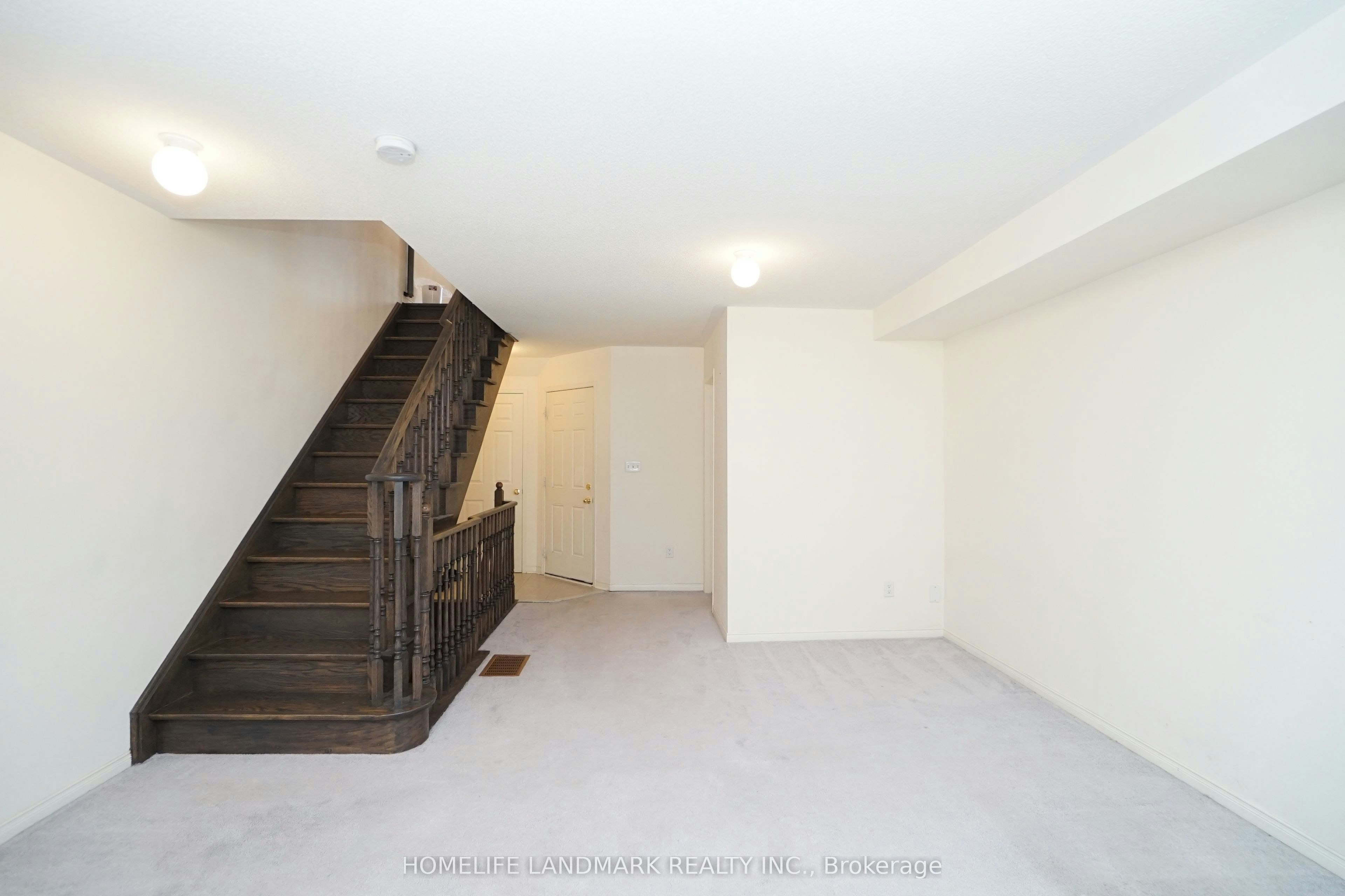 43 Odoardo Di Santo Circle, Toronto, ON, M3L 0G4 - 7