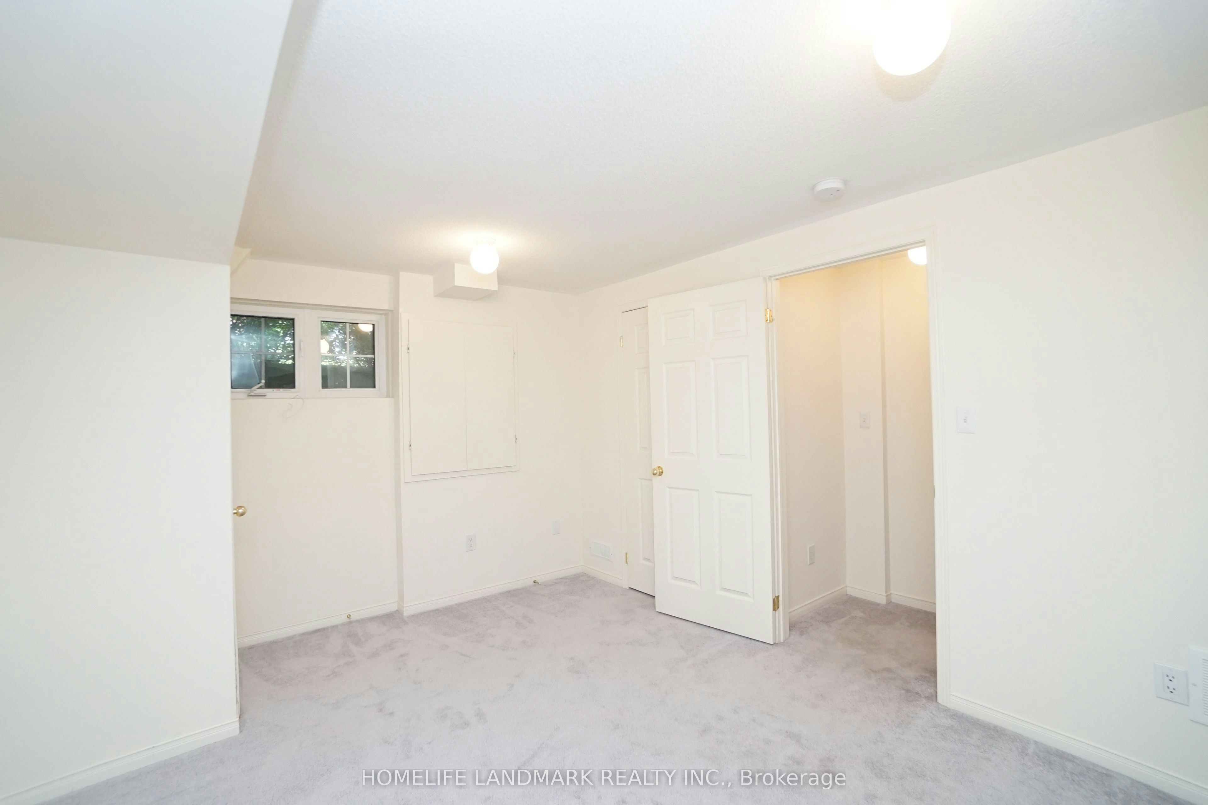 43 Odoardo Di Santo Circle, Toronto, ON, M3L 0G4 - 34