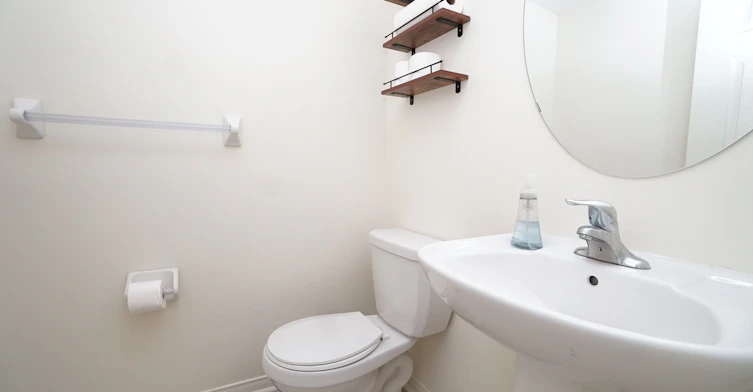 43 Odoardo Di Santo Circle, Toronto, ON, M3L 0G4 - 9