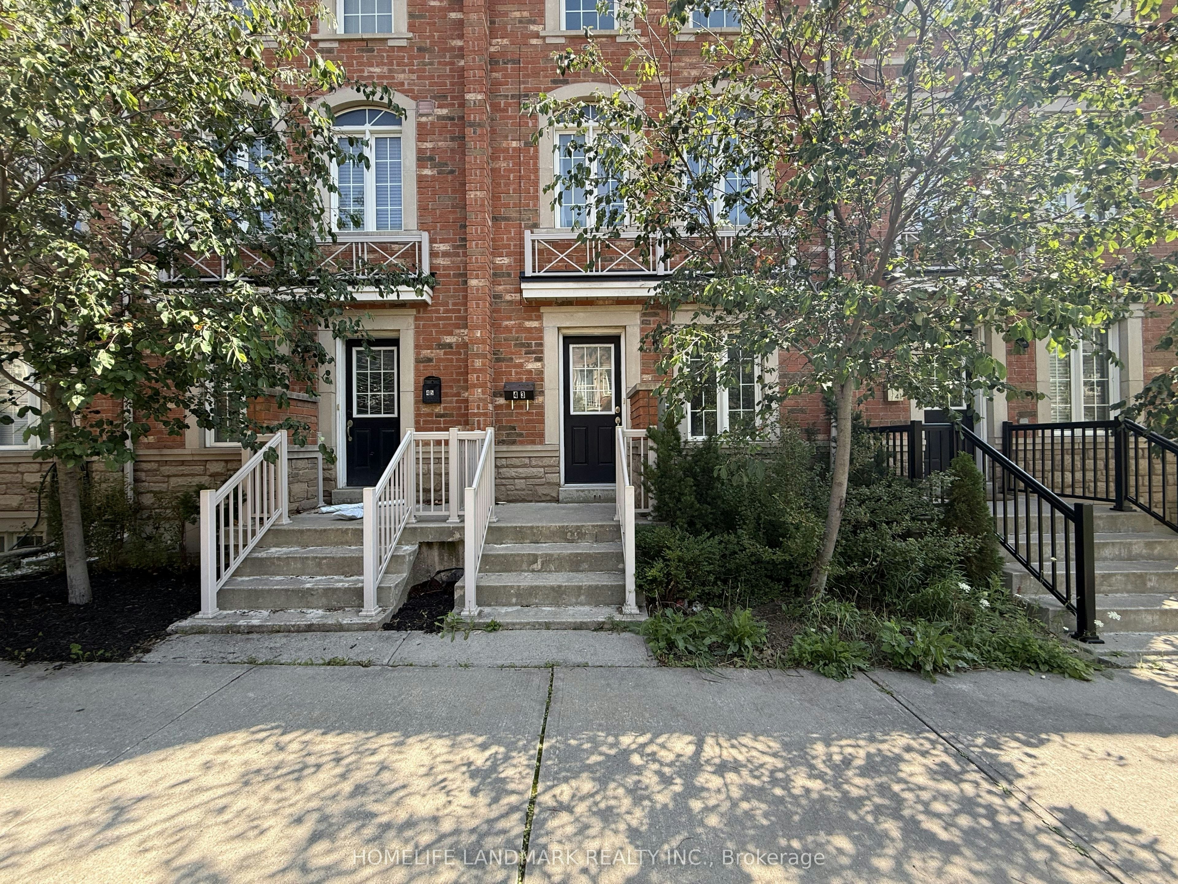 43 Odoardo Di Santo Circle, Toronto, ON, M3L 0G4 - 3