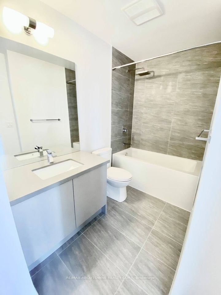 807-297 Oak Walk Drive, Oakville, ON, L6H 3R6 - 8