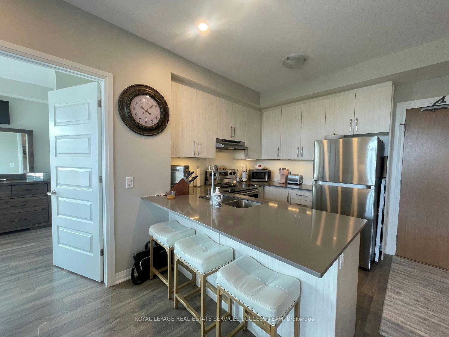 229-1105 Leger Way, Milton, ON, L9E 1K7 - 3