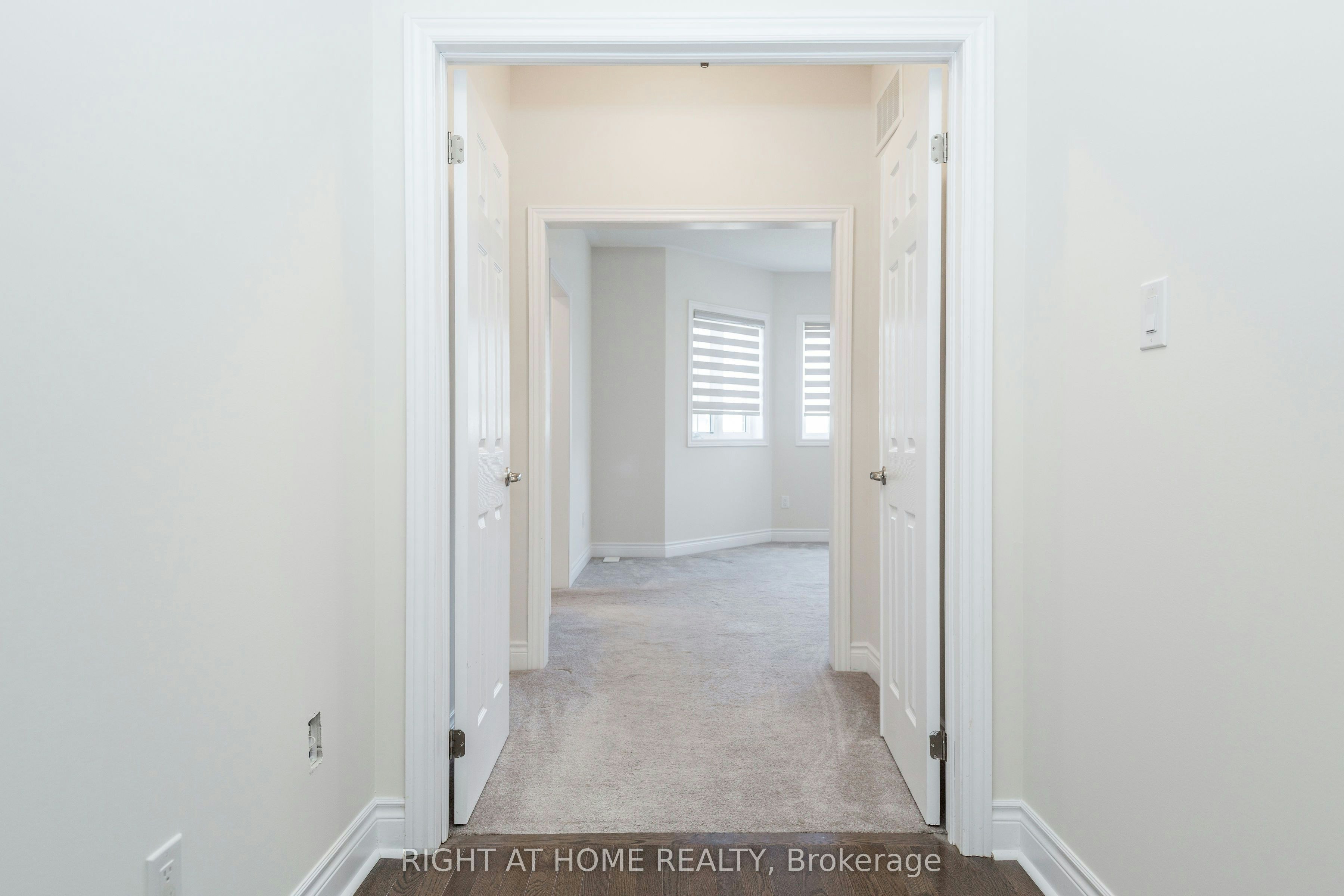 8 Monarch Drive, Halton Hills, ON, L7G 0H9 - 34