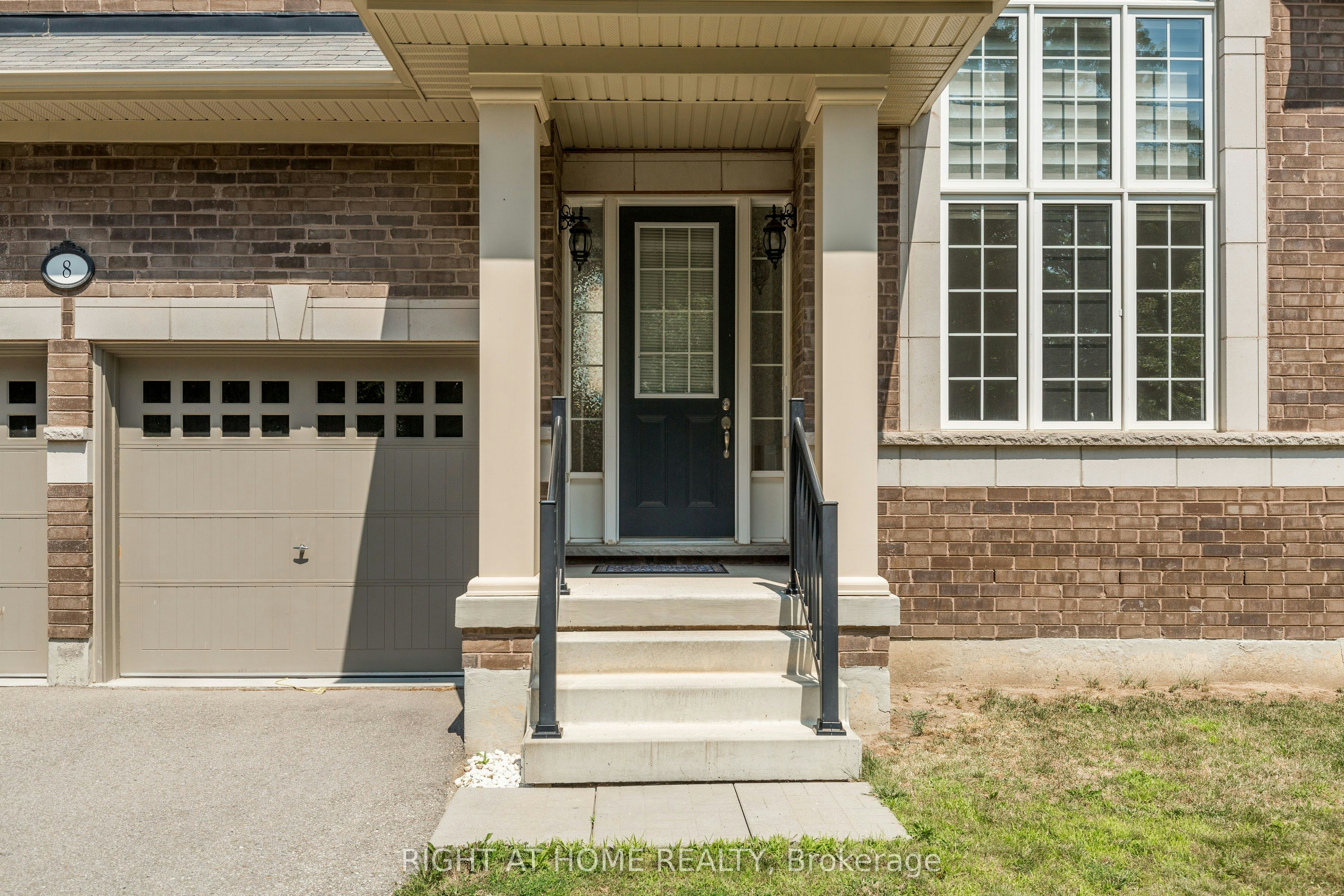 8 Monarch Drive, Halton Hills, ON, L7G 0H9 - 3
