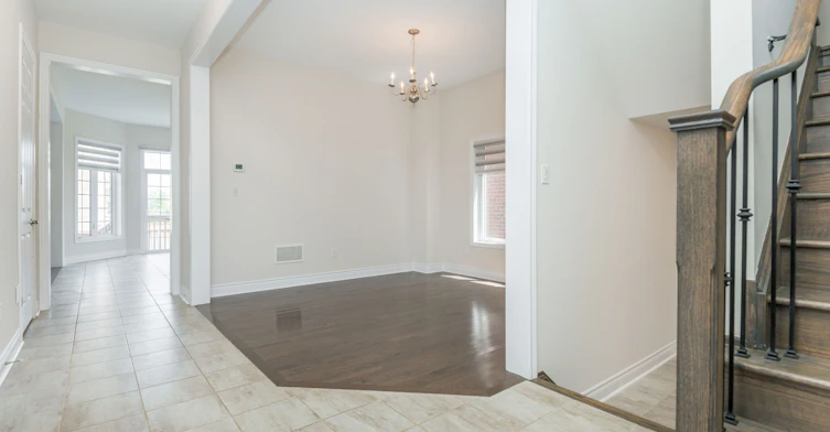 8 Monarch Drive, Halton Hills, ON, L7G 0H9 - 8