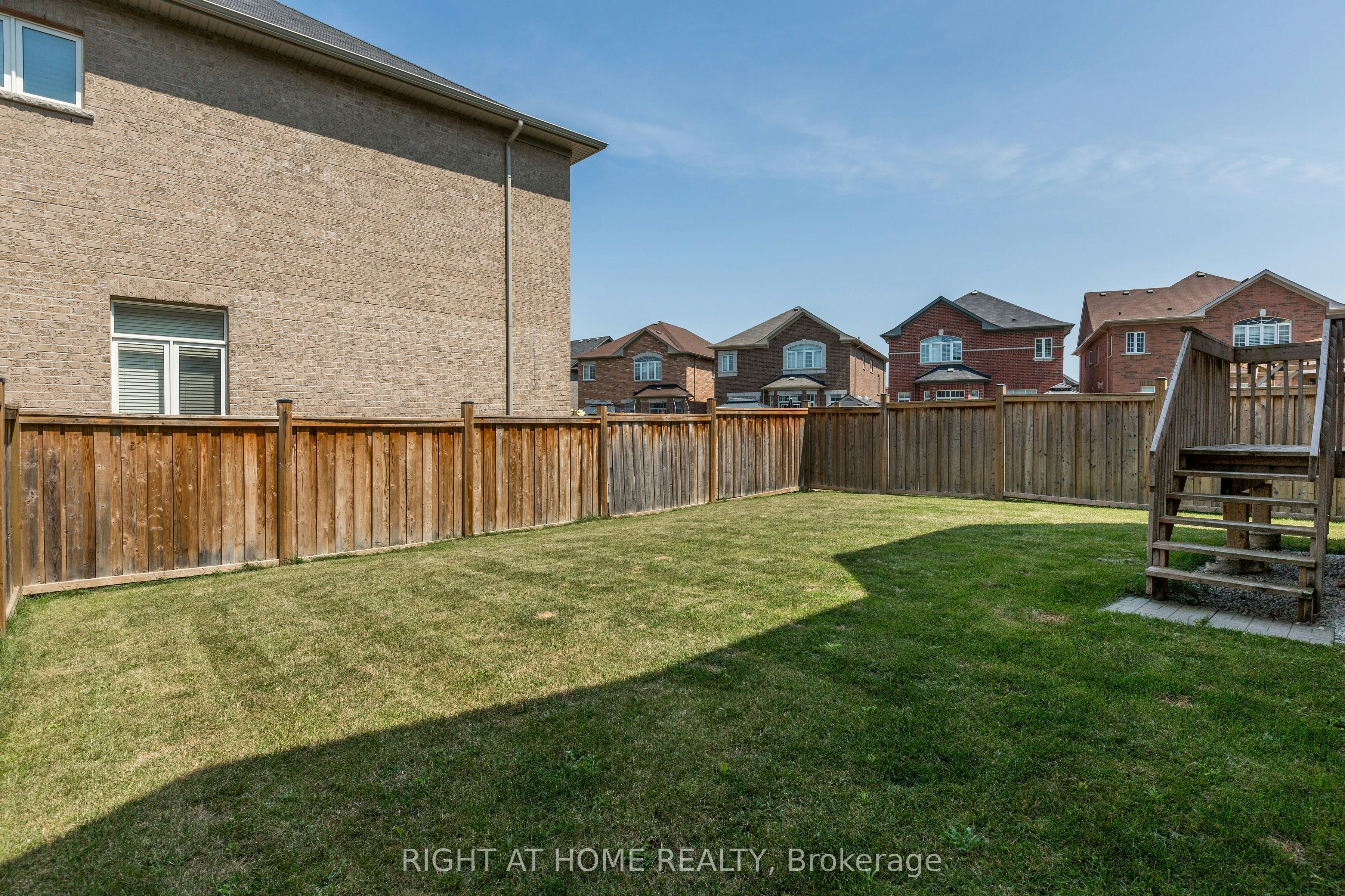 8 Monarch Drive, Halton Hills, ON, L7G 0H9 - 41