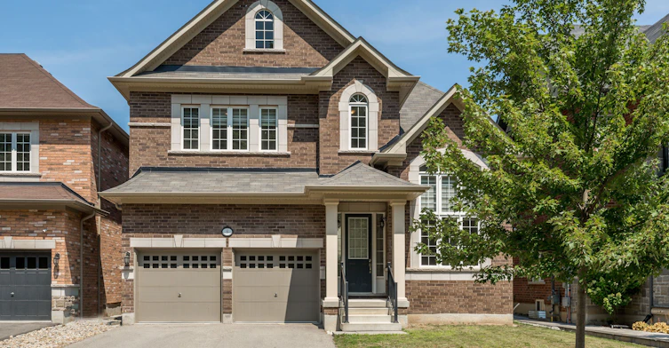 8 Monarch Drive, Halton Hills, ON, L7G 0H9